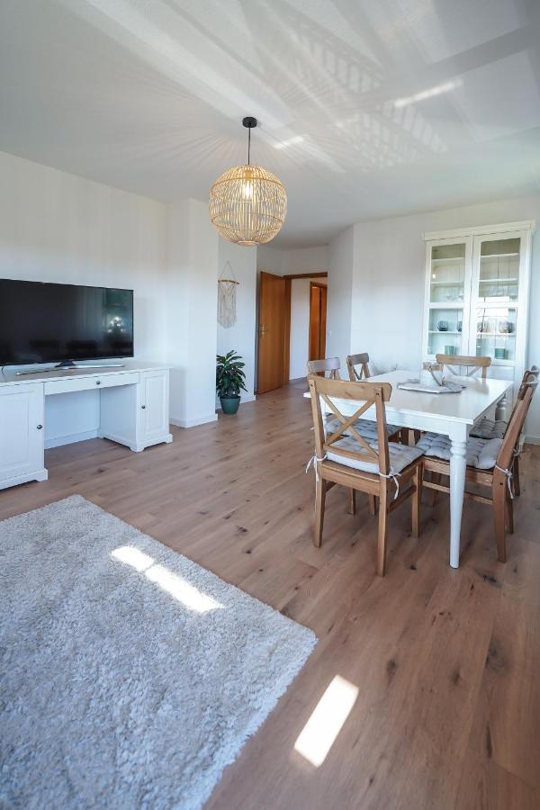 Ferienwohnung "Wie Dahoam" Chieming Exterior photo